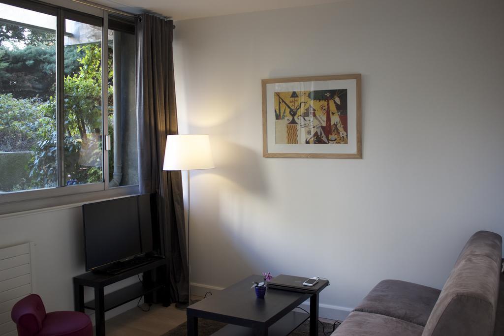 Tour Eiffel Grenelle Apartment Paris Exterior photo